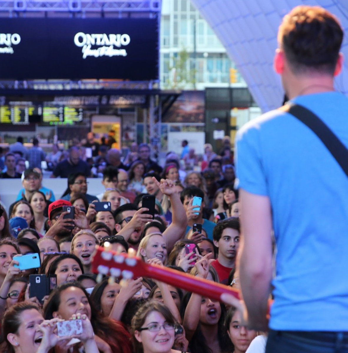 Parléview tweet media