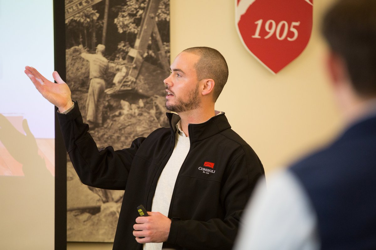 Consigli1905's tweet photo. .@GreenBurke sharing knowledge with his Consigli co-workers on the evolution of the green building industry. https://t.co/oxyclhgZWt