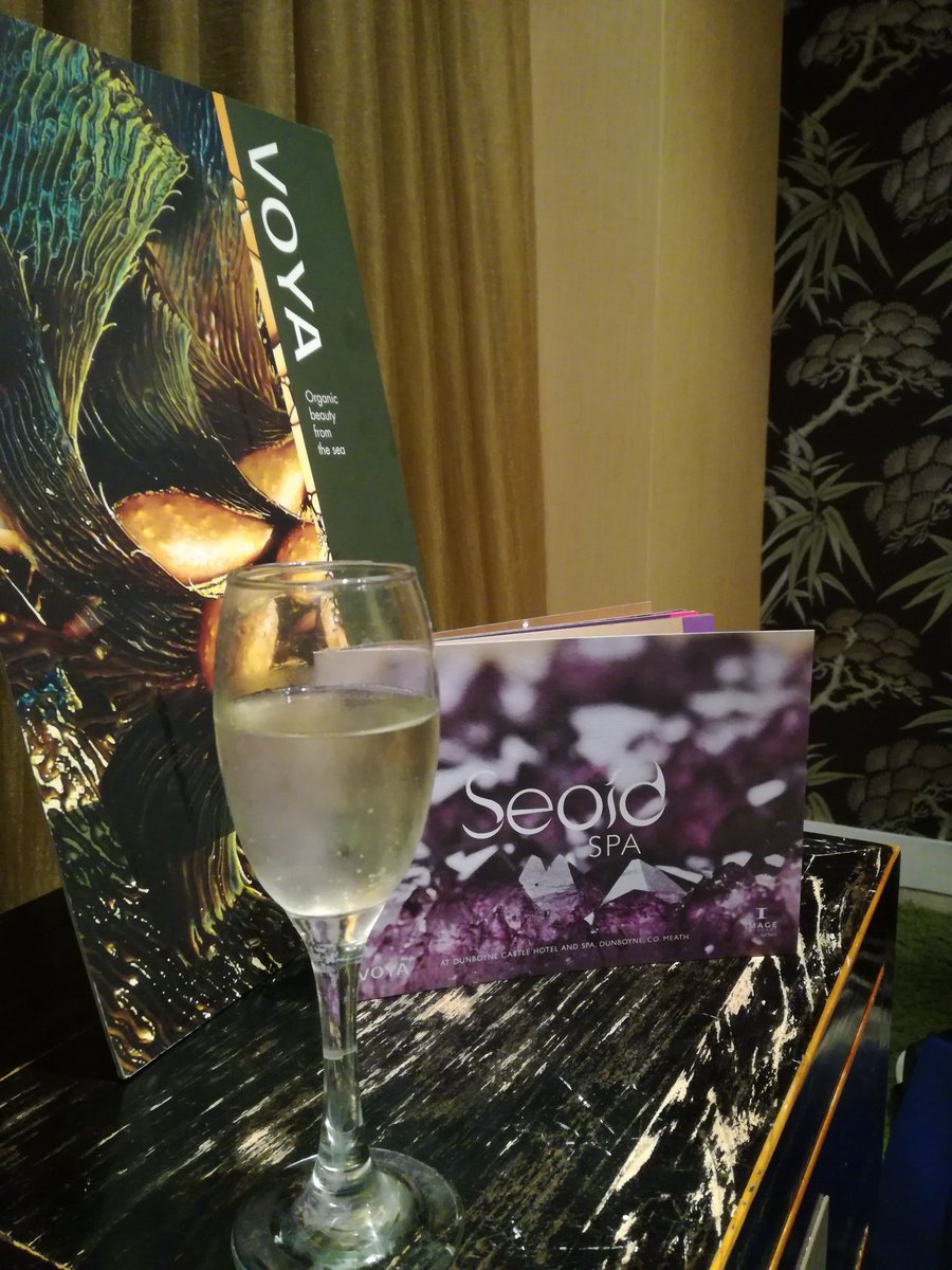 VIPmagaz's tweet photo. We're in @dunboyne to check out its stunning spa 😍 What a Tuesday treat! #SpaSessions https://t.co/sFgQWeM1GJ