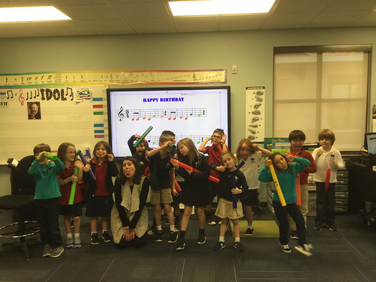 DavisMusicTeach's tweet photo. Happy Birthday @jkramer9 @Davis_Academy #davis1 https://t.co/fpUbZjhUh1