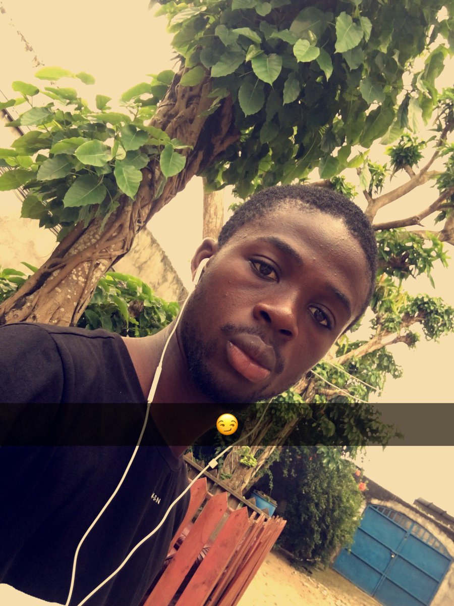 MamboJerking's tweet photo. KING😇 https://t.co/lDOOsJOTpW