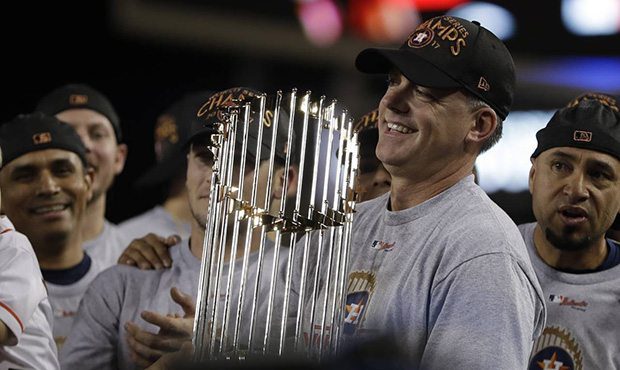 HoustonTDClub's tweet photo. Touchdown Club hosts AJ Hinch at Private HS Football Awards Dinner, 7 p.m., Mon., Dec. 4, JW Marriott, 5150 Westheimer. A former quarterback, Hinch will address event that honors top area private HS football players. Tickets are $50; available on PayPal at https://t.co/Qt6KbepU6I https://t.co/PIhOEsvTv6