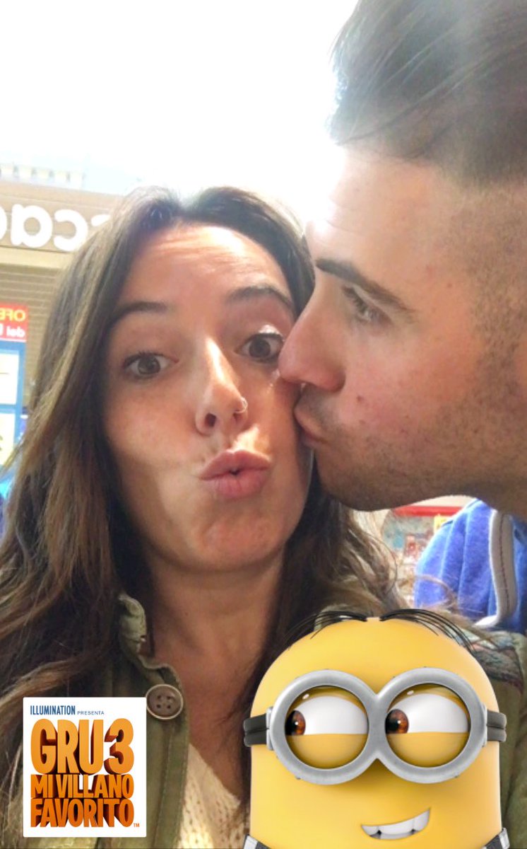 RuthUgeda's tweet photo. #LosMinionsalDIA #nosotrosaDubai 😍 https://t.co/bOoF0ErV3J