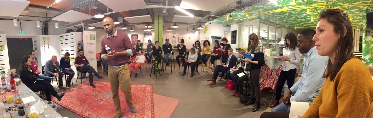 CorpoHackers's tweet photo. Cercle de #corporatehackers avec une question, la question !Quel sera mon premier geste vers l’action #mouvement #gestepremier https://t.co/1kId01BLrv