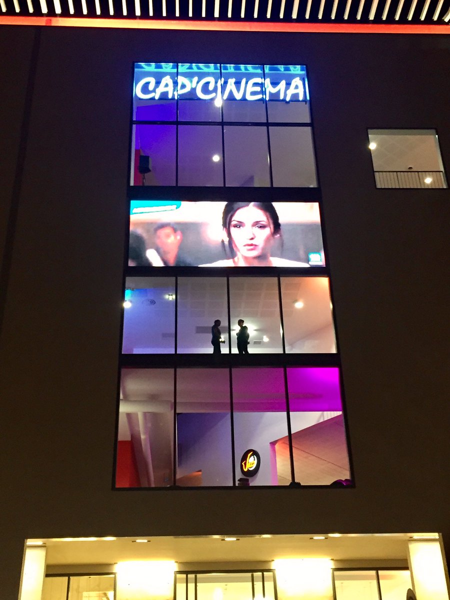 C_PACHABEYIAN's tweet photo. #ChaqueJourEtreBien c'est aussi découvrir le nouvel Eden du 7 ème Art nîmois😎🎬 . #CapCinema @nimes 👏🏻 https://t.co/O7B3NLsXcz