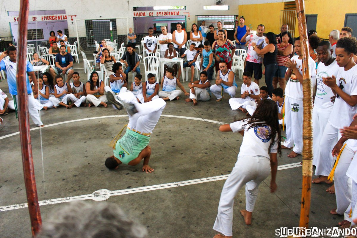 suburbanizando's tweet photo. |Capoeira Sinhá| 2017 |Pilares - RJ|

(Parte 1/6)

#FocoNoSubúrbio https://t.co/H0sr4GmA2e