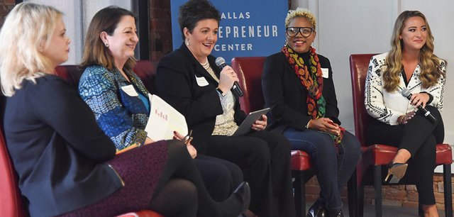 MercadoLee's tweet photo. Attention #DFW entrepreneurs: Still time to apply for Capital One Mentorship Program for Female Business Owners. https://t.co/wgHIJr9iKF https://t.co/4LBkHKWrrP