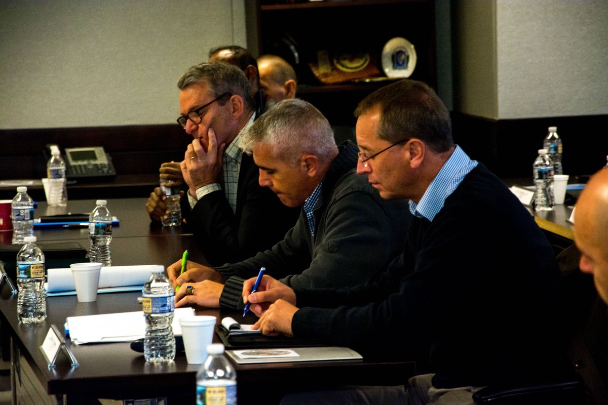 TheNESACenter's tweet photo. NESA Prof @DrRLRussell completed #NESA's 1st iteration of the #IMOF seminar this FY w/ 30 US+International Officers from @CENTCOM. Read more about our seminar focusing on NESA region crises+responses: https://t.co/K2r4oz5Q38 https://t.co/wp2YlaORKD