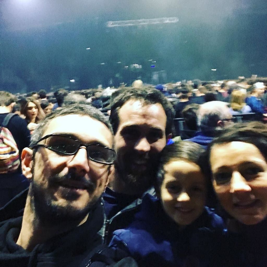capacoverband's tweet photo. #Napoli #caparezza noi ci siamo! https://t.co/bklaaeLIWt https://t.co/BRhTk2eLJA