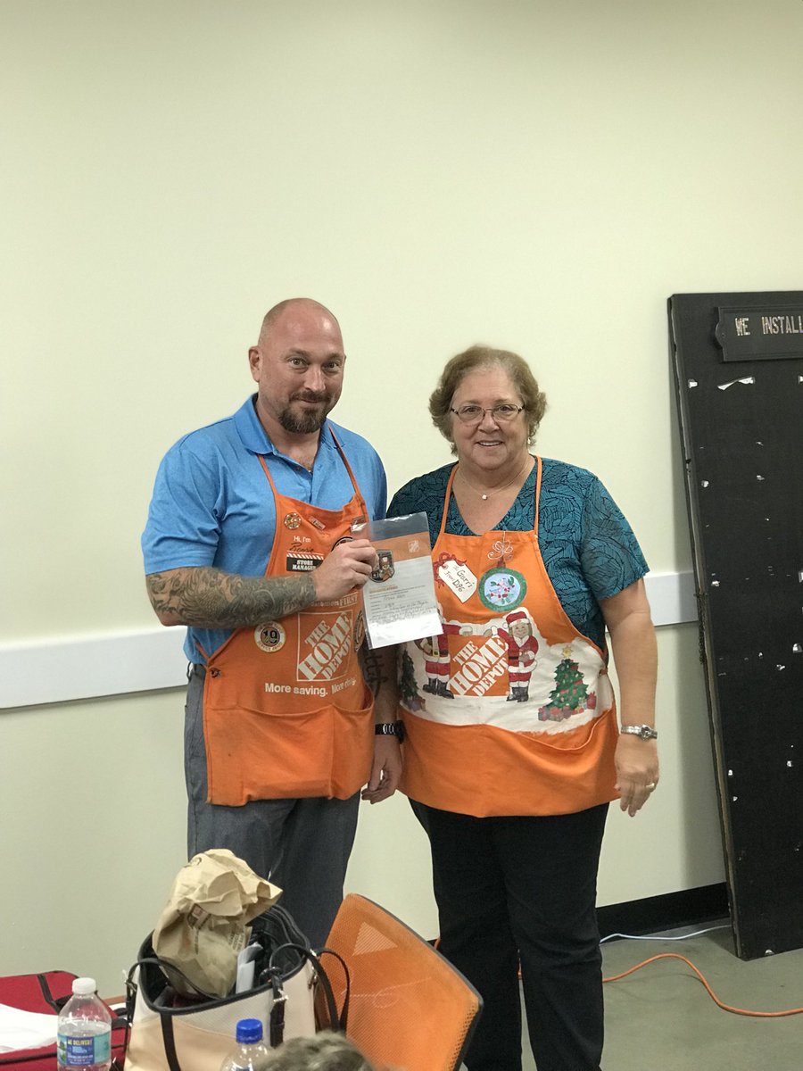 THDJoeZ's tweet photo. Great job D96 SM team driving a positive store HR culture in Q3! #VOA365 @HDGerri @SprengF @Kelly_JervisTHD @HDRessie_8531 @RonnieWells10 @LakeMaryHD @HomeDepotJames @RARMMandiSE @PatrickInghamHD https://t.co/pH6mDOdGEJ