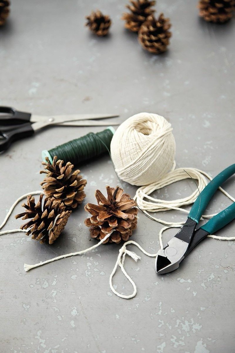 LiveLoveABQ's tweet photo. Time is running out. Register today for my 12/2 Pinecone Garland making class at @SpurLineSupply! We're serving #bristoldoughnutco doughnuts &amp;  coffee. Reserve you spot now: https://t.co/Ga4B7QNH3T https://t.co/6zYk5IAabN