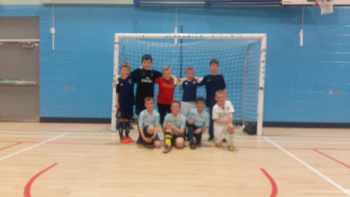 Jamiesmith1980's tweet image. Two more teams introduced to the SFA Winter #Futsal Programme tonight 

well done #loanhead &amp;amp; #stbernards  

Top skills tonight