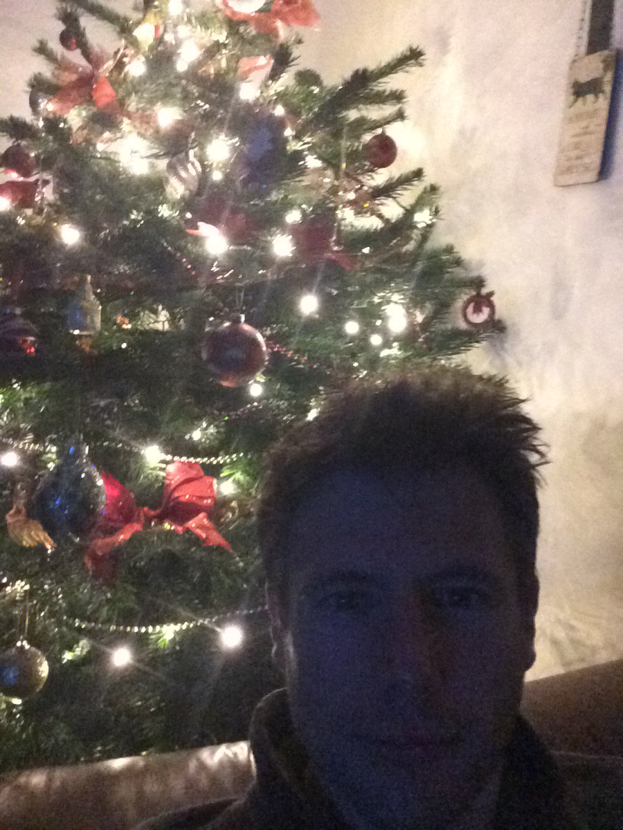 It’s beginning to look a lot like Christmas! Never too early eh <a href="/gemma/">Gemma Montada</a> goodson #christmas #decs #family