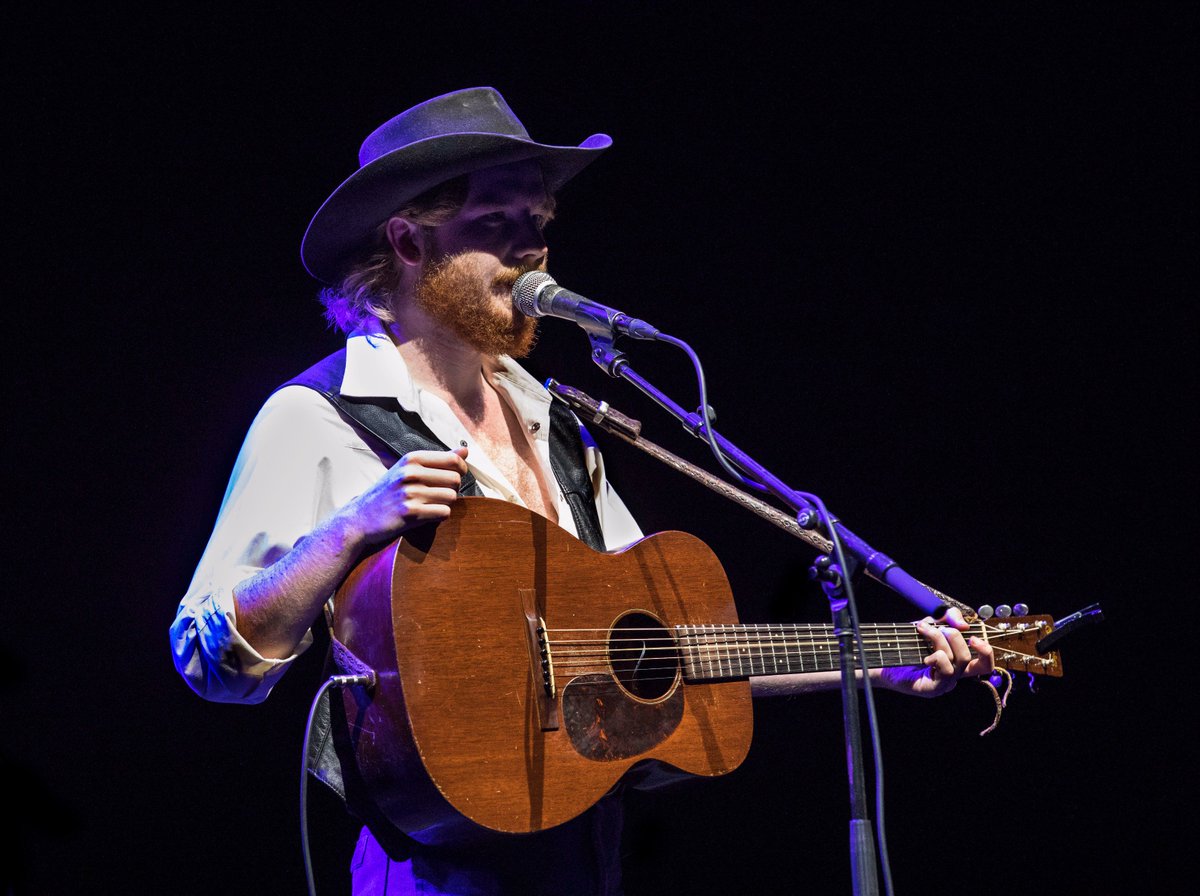 tHeARTofla's tweet photo. #ColterWall gave an impressive opening performance on 11/24 at @theatre_acedtla  for #JerryLeeLewis Check out #tHeARTofla review: https://t.co/gm6zjGey1L Photos by @theechoparker  #Americana #Bluegrass #Country #Folk https://t.co/KgMXO3QQTd