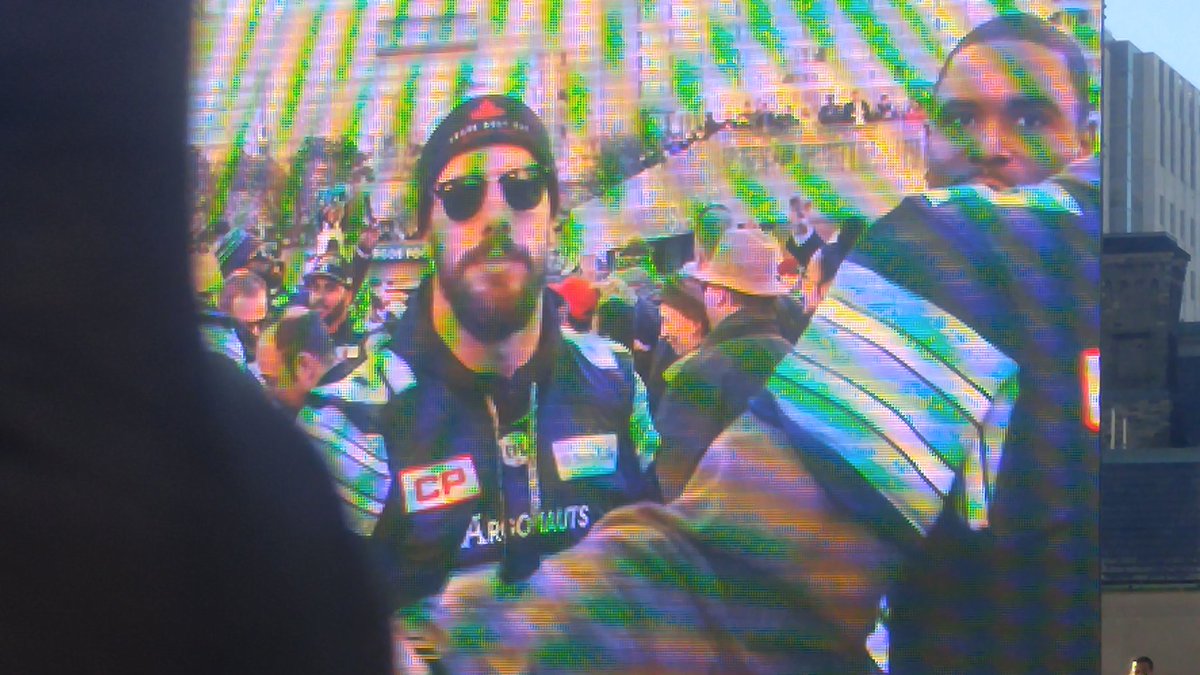 bcalhoun040's tweet photo. #GreyCup2017 https://t.co/H7E4jz1gwi