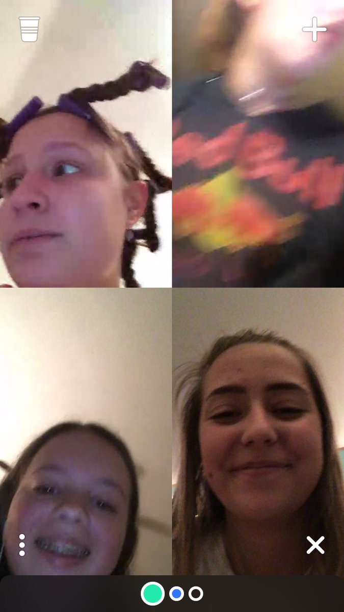 wdwswerve's tweet photo. nothing but love for them💓(plus shelby)@sunkissedherron https://t.co/RqOLxfjaKv