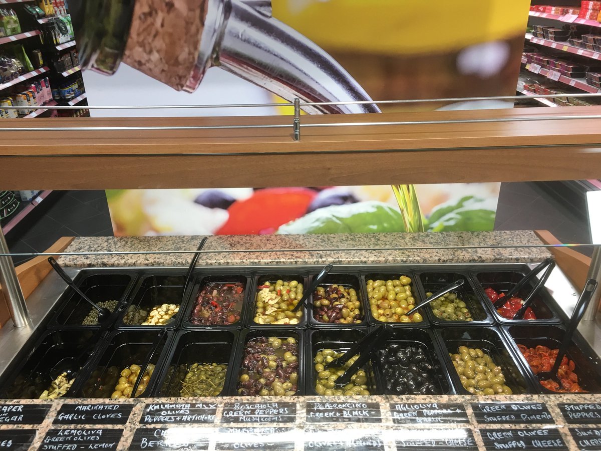 FILCOMARKET's tweet photo. New look Filco Cowbridge Olive bar, @filcostore @ValeLife #shoplocal #localproduce https://t.co/IU21O6FDAn