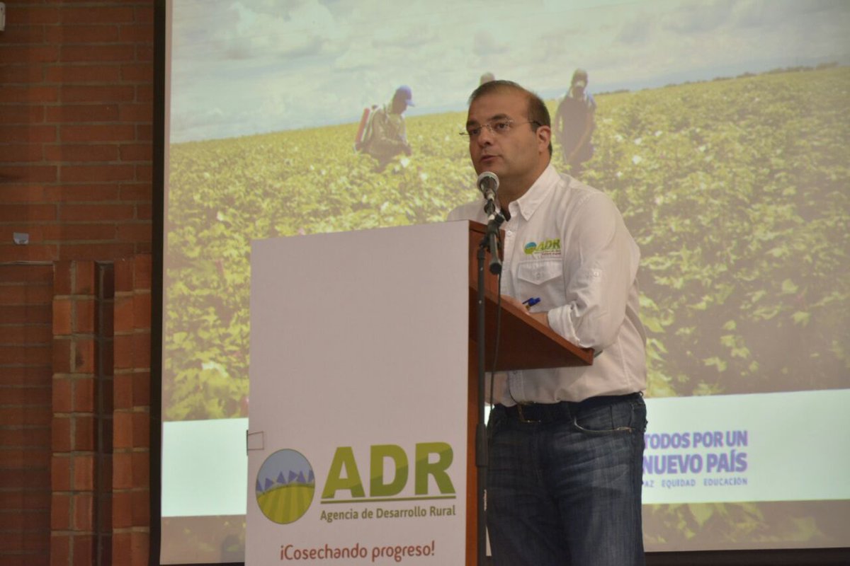 ADR_Colombia's tweet image. “Tras la liquidación del #Incoder, en el 2015 se crea la @ADR_Colombia, cuyo objetivo es ejecutar la política de desarrollo agropecuario y rural con enfoque territorial, formulada por @MinAgricultura Presidente @cegechem. #RendimosCuentas.
