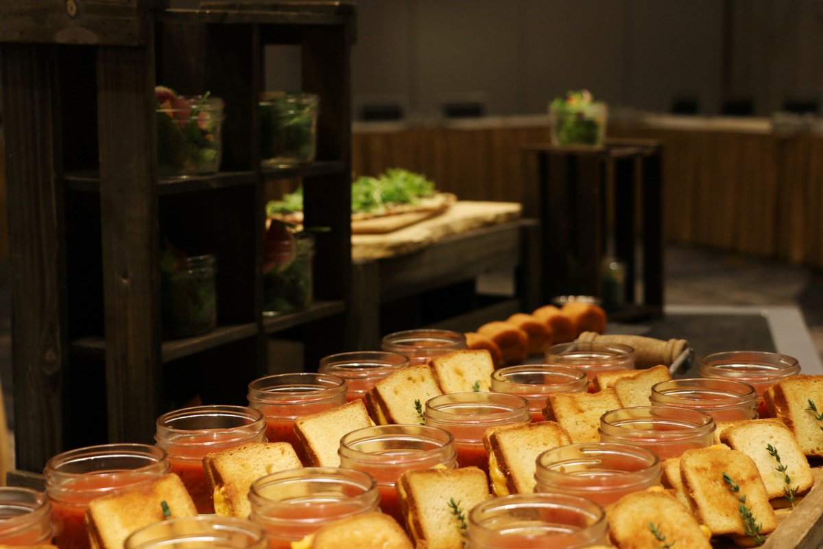 MHBethesda's tweet photo. Fuel your meeting guests with creative catering! Our customizable menus are sure to be a crowdpleaser. https://t.co/UUbLkpYPHG https://t.co/It9wQx2Nfu