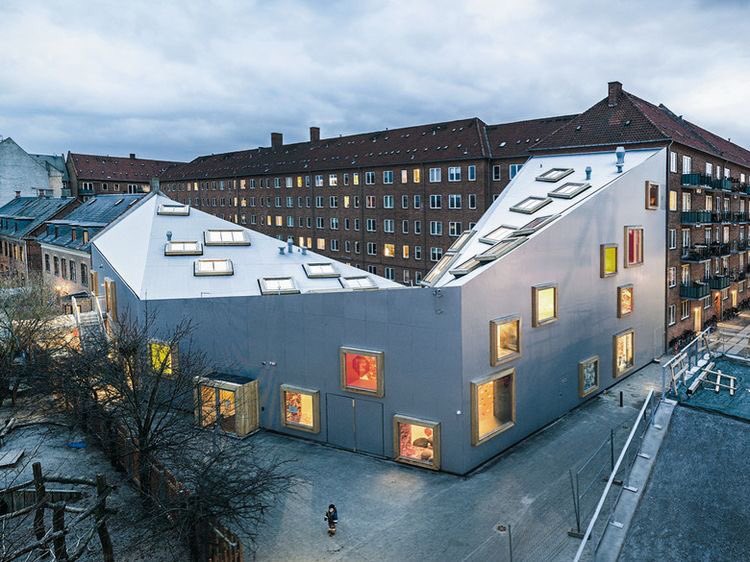 FreeSecular's tweet photo. Danish #design has always the code of unique and creative modern #Architecture #Denmark #Cooenhagen photography https://t.co/KJ0evsOcAk
