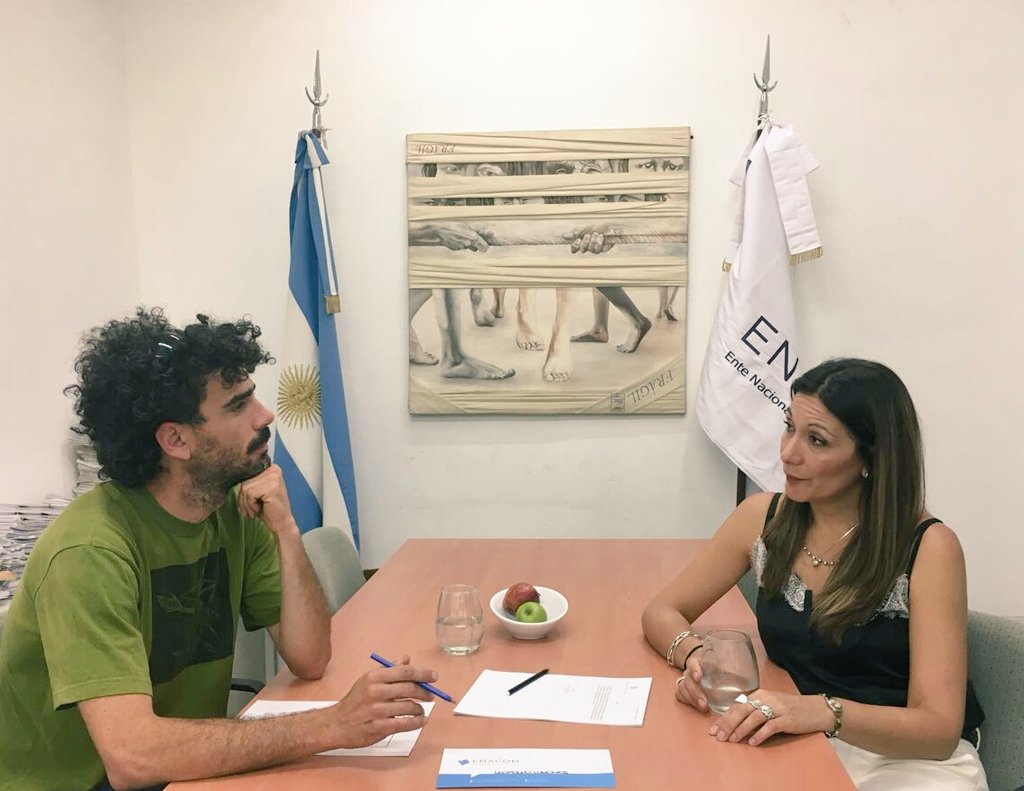 marcetellocadus's tweet photo. Día de grandes conversaciones con los beneficiarios #Fomeca que se acercaron a firmar y a compartir sus experiencias. Felicitaciones por tanto trabajo! #PluralidadDeVoces #medioscomunitarios @RadioLa5taPata #LaNexo #Maranatha @fmlaminga @ENACOMArgentina https://t.co/d8ro5pcAe3