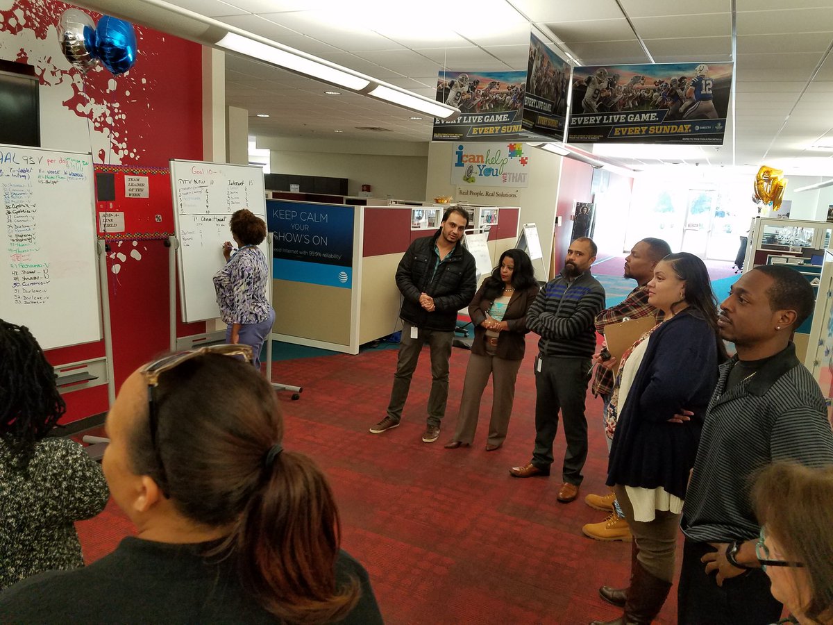 1AnthonyHancock's tweet photo. Setting goals in Fayetteville! Finish Strong! @SYKES_FV #TuggleNation #fieldsfam @MandysTeam @weberanj @kblyndon https://t.co/MFbbSRiG3l