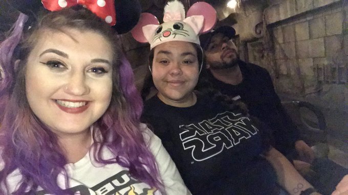 Disney,Disney,Disney❤️ #fathersjob https://t.co/vC8t0aDLuQ<a href="/tag/fathersjob"class="tags">#fathersjob</a>