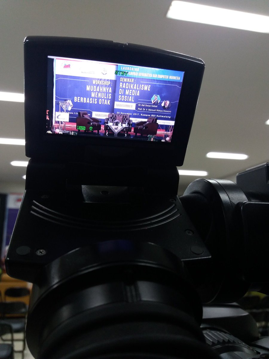Standby on live report launching Forum Ilmuwan Informatika &amp; Komputer Indonesia
Rabu, 29 Nov 2017 di aula BSI Kalimalang