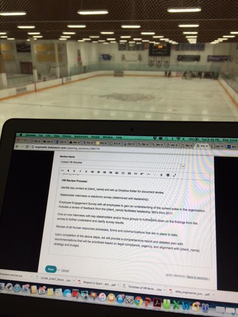 KateAshton2's tweet photo. You know you work with great people when they are multi-tasking while at their child's hockey game to look something over for you! Thanks Kimberly! #remotework #teamwork @InspiredHRltd https://t.co/mm7fMq0WMP