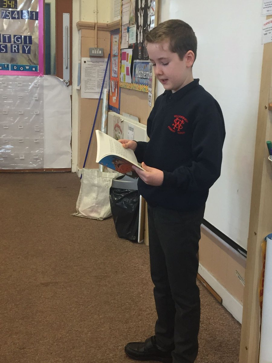 WBurghPrimary's tweet photo. Matt sharing some of his favourite stories. #BookDares #BookWeekScot #WillybugsReads https://t.co/AsPIE51xNR