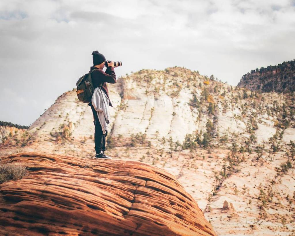 wearecampackers's tweet photo. Where will your travels take you? #wildernessphotography #photo #instahiker #instaphoto #cliff #mountains #mensfashion #mountaineer #cameragear #campackers #travel https://t.co/TDDdKoJ5JX https://t.co/xCttnPujMr