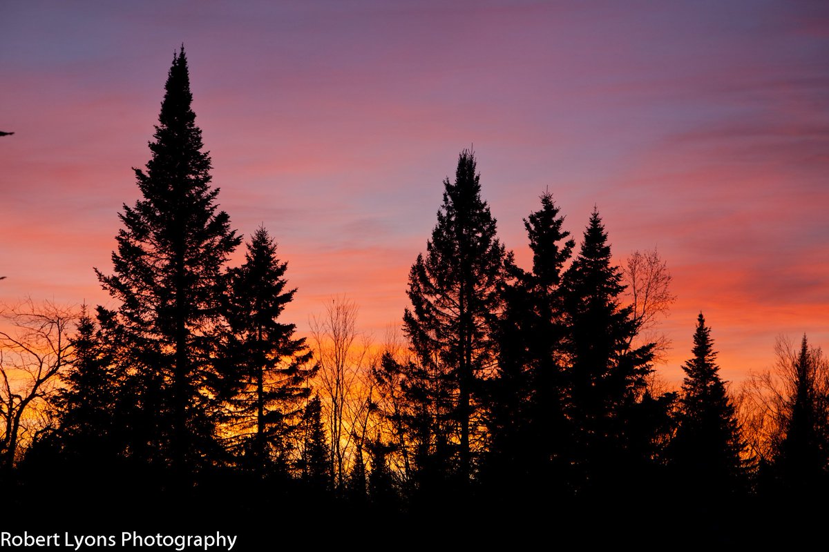 walden vt sunset #vtwx <a href="/TylerJankoski/">Tyler Jankoski NBC5 📺</a> @CaitlinMyNBC5 <a href="/MichaelPageWx/">Michael Page</a> <a href="/VermontTourism/">Vermont Tourism</a> @TimNBCBoston <a href="/wcax/">Channel 3 News</a> <a href="/SeanMParker/">Sean Parker</a> <a href="/JimCantore/">Jim Cantore</a> <a href="/ericfisher/">Eric Fisher</a> @THISISVT <a href="/NWSBurlington/">NWS Burlington</a> <a href="/TerryWBZ/">Terry Eliasen</a>