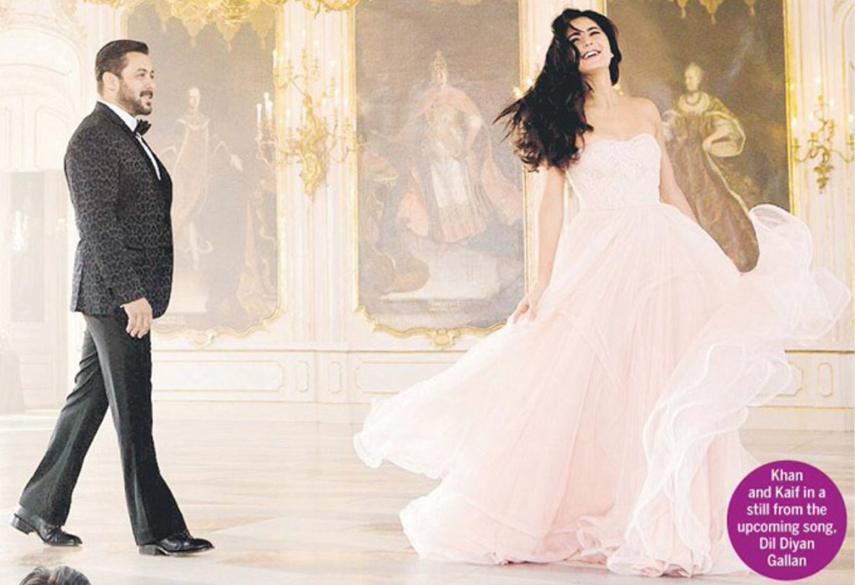 sirajahmmad's tweet photo. #katrinakaif #and #salmankhan #in #dildiyangallan #song #from #tigerzindahai
#dieinginside #exited #salmaniacs #katholics #cutecouple #tiger #and #tigres #comingsoon https://t.co/dInOxqaKWd