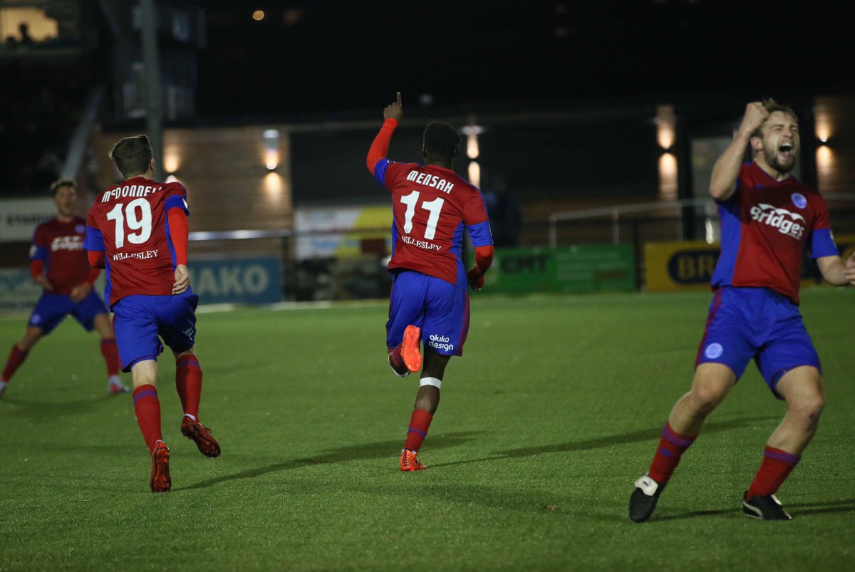 OfficialShots's tweet photo. FINAL WHISTLE

Ten-man Shots go top of the National League with a superb 2-0 victory against Bromley thanks to goals from Bernard Mensah and Scott Rendell

Quality and heart and workrate and spirit.

Get in! https://t.co/xBIVr5AAFq