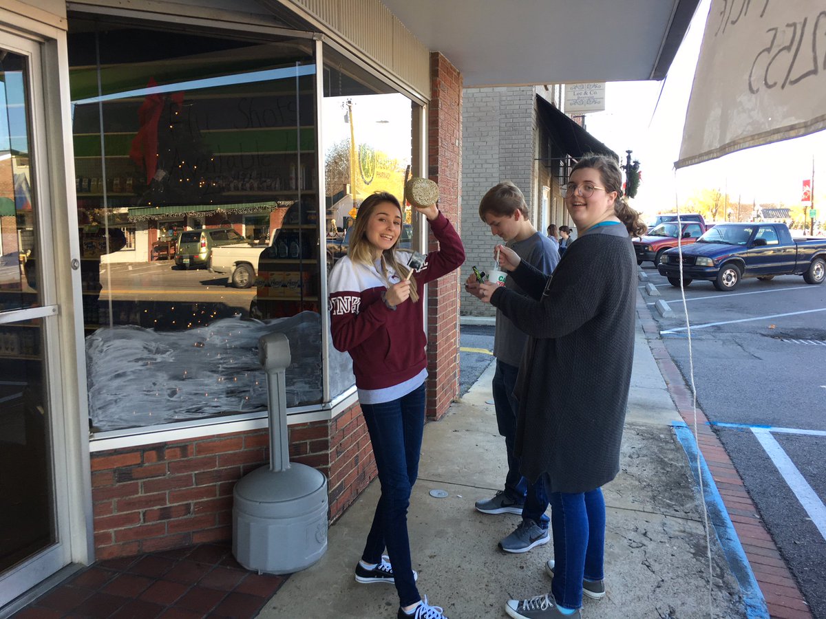 Ardmore_School's tweet photo. Some of Ardmore High's finest spreading a little holiday cheer to downtown - Part 1 https://t.co/J30eF65t0I