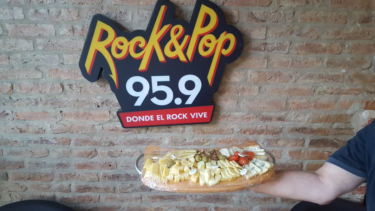 El maridaje del año! La semana del queso llego a la rock &amp; pop. Ahora en minutos por la 95.9  les explicamos porque comer queso tiene onda !