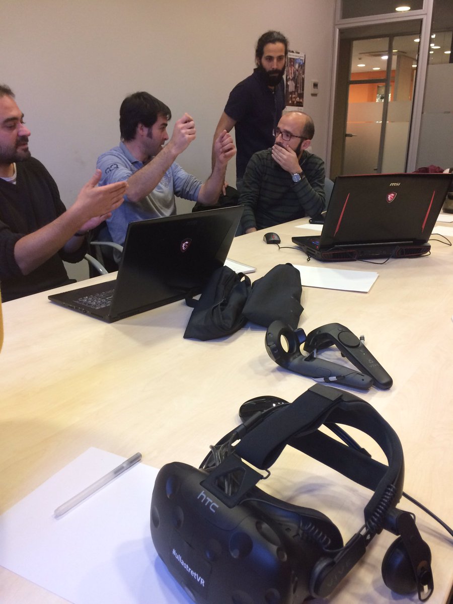 albertsierra_re's tweet photo. Jornada de treball avui al @macarqueologia amb els tècnics que fan 3D de tot @patrimonigencat. Cuinant sorpreses pels propers mesos 😄 #fotogrametria #scanlaser #3d i #vr https://t.co/LuT9hW7DIM