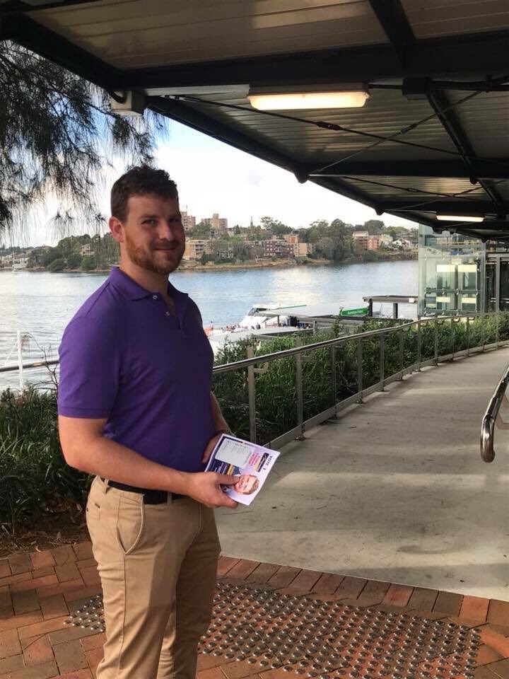 ap4bennelong's tweet photo. Another morning, another public transport hub. Today, Huntleys Point Ferry Wharf.

Having good conversations about Equal Parental Pay and a Federal Corruption Watchdog #BennelongVotes #auspol #AusProgressive https://t.co/mA02XuMgfQ