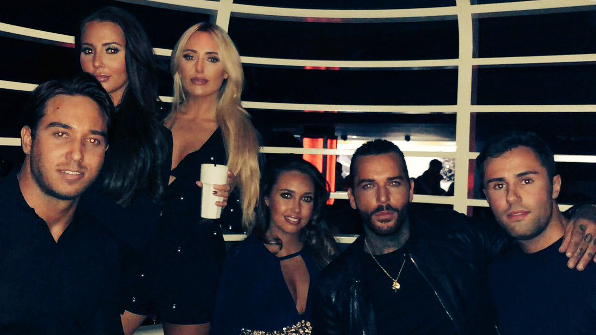FacesEssex's tweet photo. SATURDAY NIGHT TURN UP! #facessaturdays #beautifulpeople #goodtimes #exclusive #placetobe https://t.co/GJi6Ceps8h