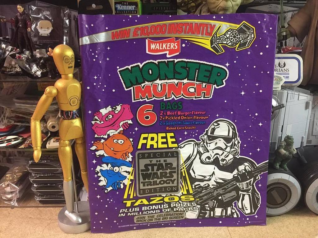 UKToyCollector's tweet photo. One of many of the #Walkers multipack bags in my #StarWarsFoodPackagingCollection
#StarWarsFlashback
A photo taken in my #StarWarsCollectionRoom
#StarWars #TheLastJedi #ExcitedForTheLastJedi
@Disney_UK @hamillhimself @popculturequest @futureotforce
… https://t.co/0jQWPzEUVO https://t.co/6q0v1iYATc