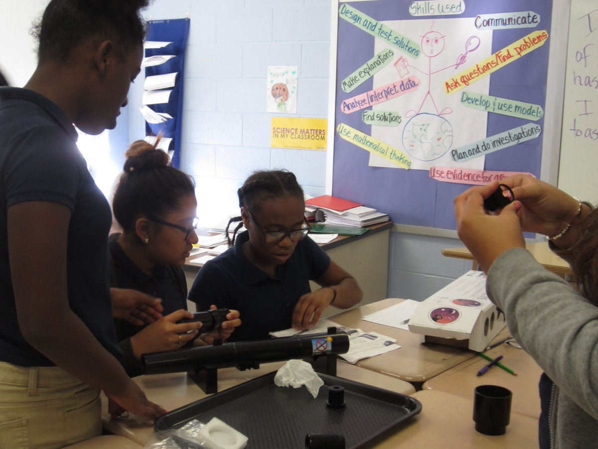 WatsonSciClass's tweet photo. Sixth-grade engineers @LakelandSchool worked in teams to assemble and test telescopes similar to the one used by Galileo more than 400 years ago. Astronomer Dr. Knight with #ProjectAstro guided their explorations. #schoolsneedpartners https://t.co/QspjNpkrHT