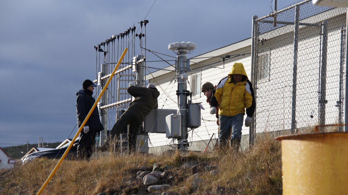 CNAwerc's tweet photo. Welcome to NRG Systems from Vermont. They will be testing the durability of some met instruments at WERC. When it survives here, you'll know there's very few places that it won't! @nrgsystems @cna_news https://t.co/gKToEeWH44