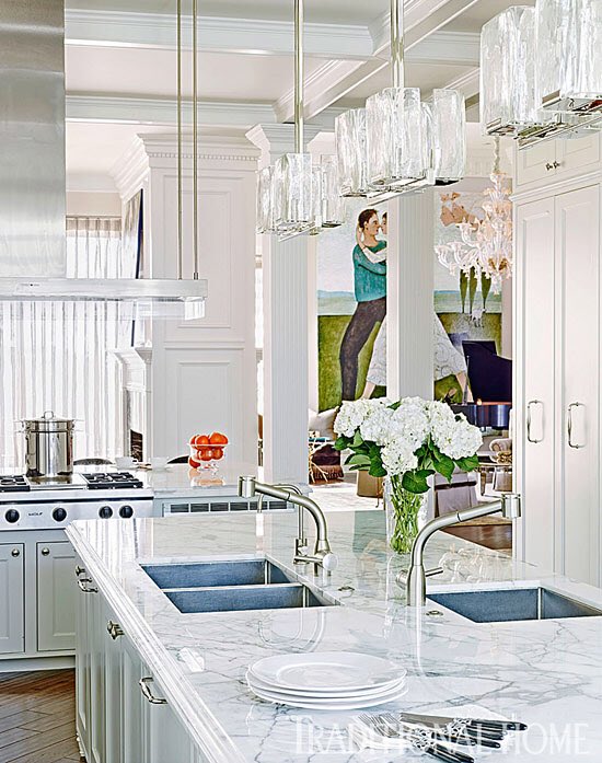 JamieHerzlinger's tweet photo. Loving designing white kitchens! #jamieherzlinger #tradionalhomemag https://t.co/U03qjEJycP