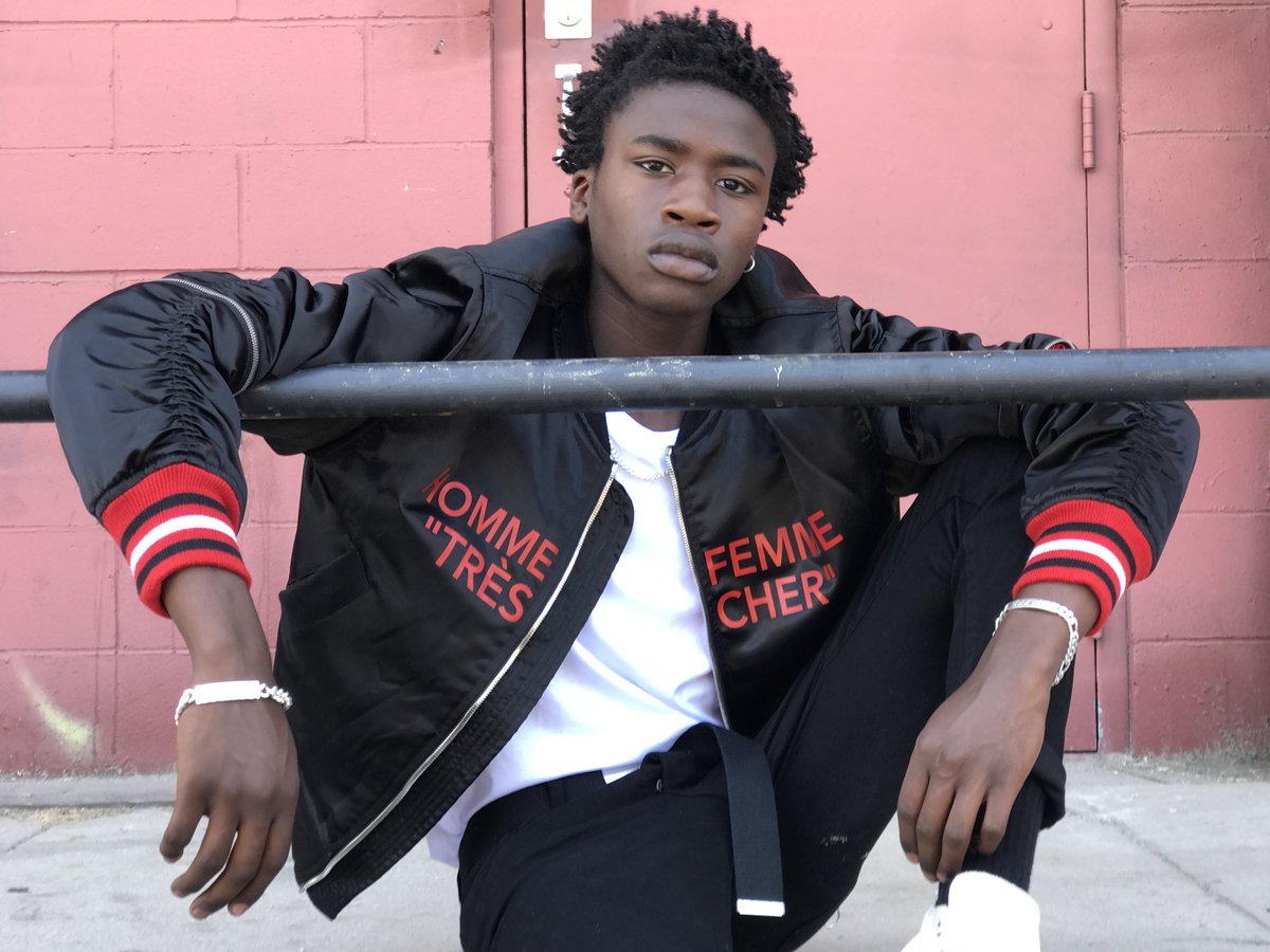 TrendUpStore's tweet photo. Look fresh this winter #TrendUp 617 Main St. #Buffalo #Bombers #breaking #streetwear #faashion #newlook https://t.co/n7mVTc6iLk https://t.co/7AbIwAth2T