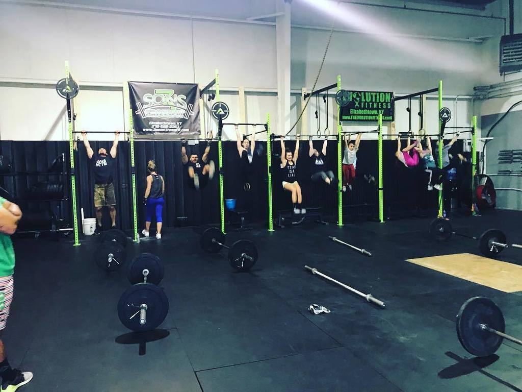evolvedathletes's tweet photo. Toes to bar going up, on a Tuesday!
.
.
#crossfit #toestobar #wod #ThreeSonsCrossfit #EvolutionFitness #gym #gymlife #lifestyle #fit #fitness #fitfam #motivationtuesday https://t.co/UqkCcsuvMf https://t.co/4Ukia2Sv5f