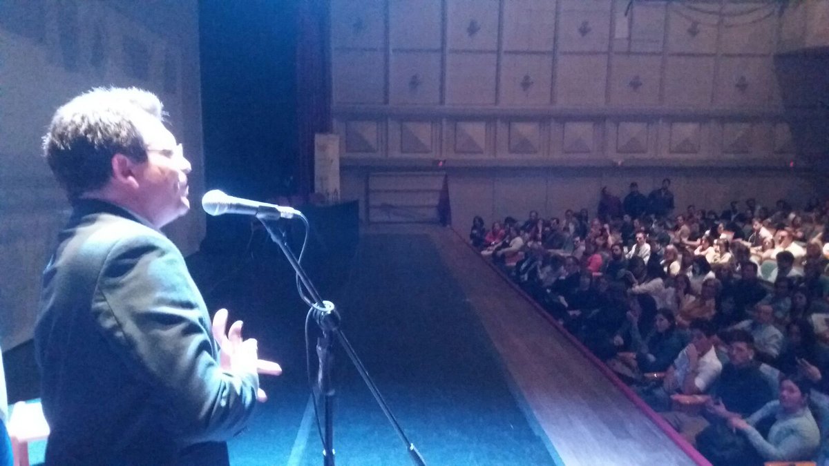 UTU_Uruguay's tweet photo. Entrega de Títulos de egresados de Carreras Terciarias de Montevideo y Canelones https://t.co/Qr56dsAzY6
