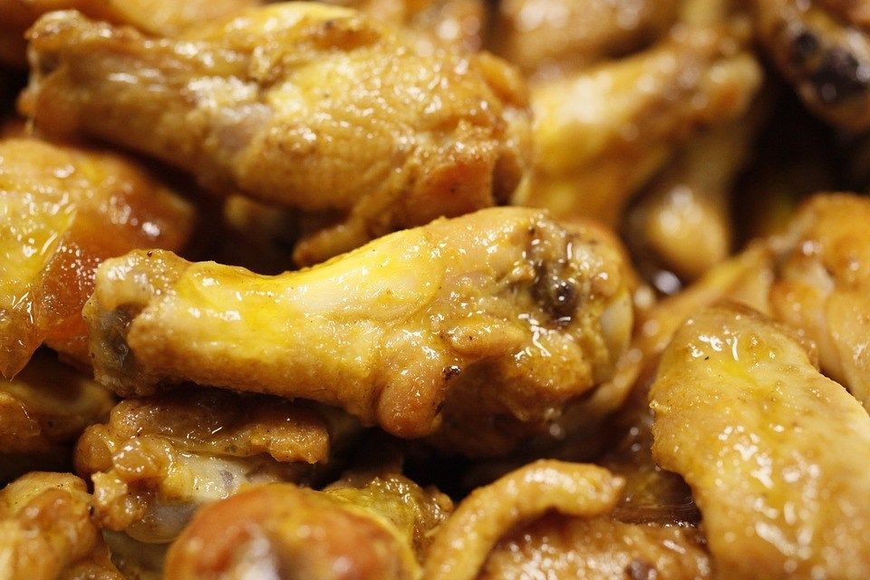 waff48's tweet photo. Arby's buys Buffalo Wild Wings for almost $3 billion >> https://t.co/IuRPbG7u2Z https://t.co/EQrbFPsVDp