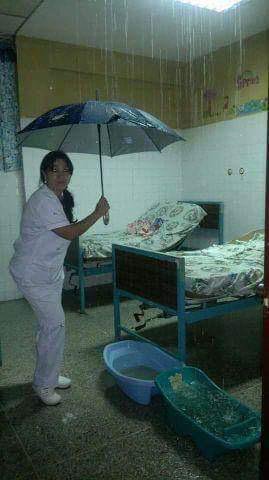 TorresAren's tweet photo. #PetrolerosLealesConMaduro  ¿Porque los coños de madres rojos que les gusta tanto hacer publicidad no llenan las vallas de publicidad con estas fotos
Qué si son la realidad de venezuela?? https://t.co/hxHxtgrCXg