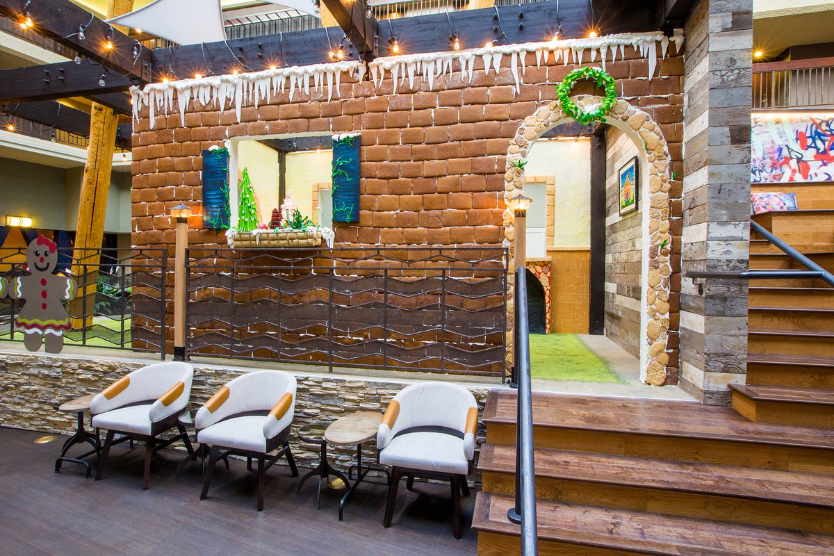 HotelRL's tweet photo. The life-size gingerbread house is now open to the public at Hotel RL Spokane! Gather your family for a day of holiday spirit. $1 of all treat proceeds go to Blessings Under the Bridge. Learn More: https://t.co/6cOy5lM6vU #ProjectWakeUpCall #WorthIt https://t.co/kC4sB3VW9P