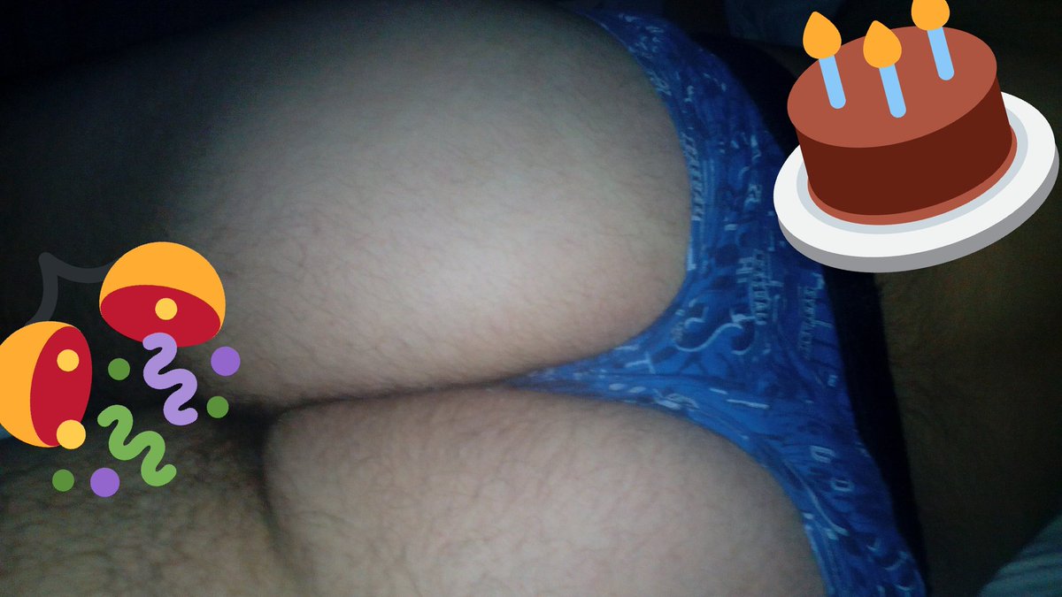 VersatilBi's tweet photo. Happy birthday to me!! +1
Alguien manda regalito?📷🍆🍑 https://t.co/mpOqkceRXo